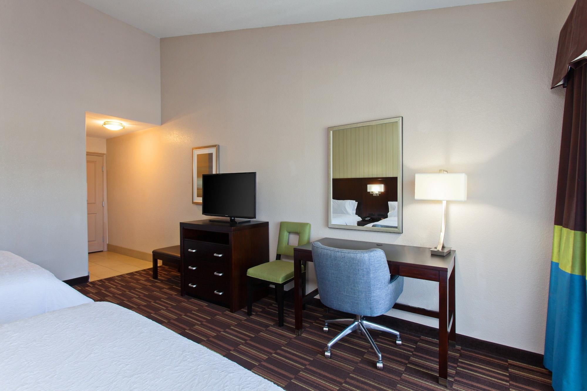 Hampton Inn Морган Хилл Экстерьер фото