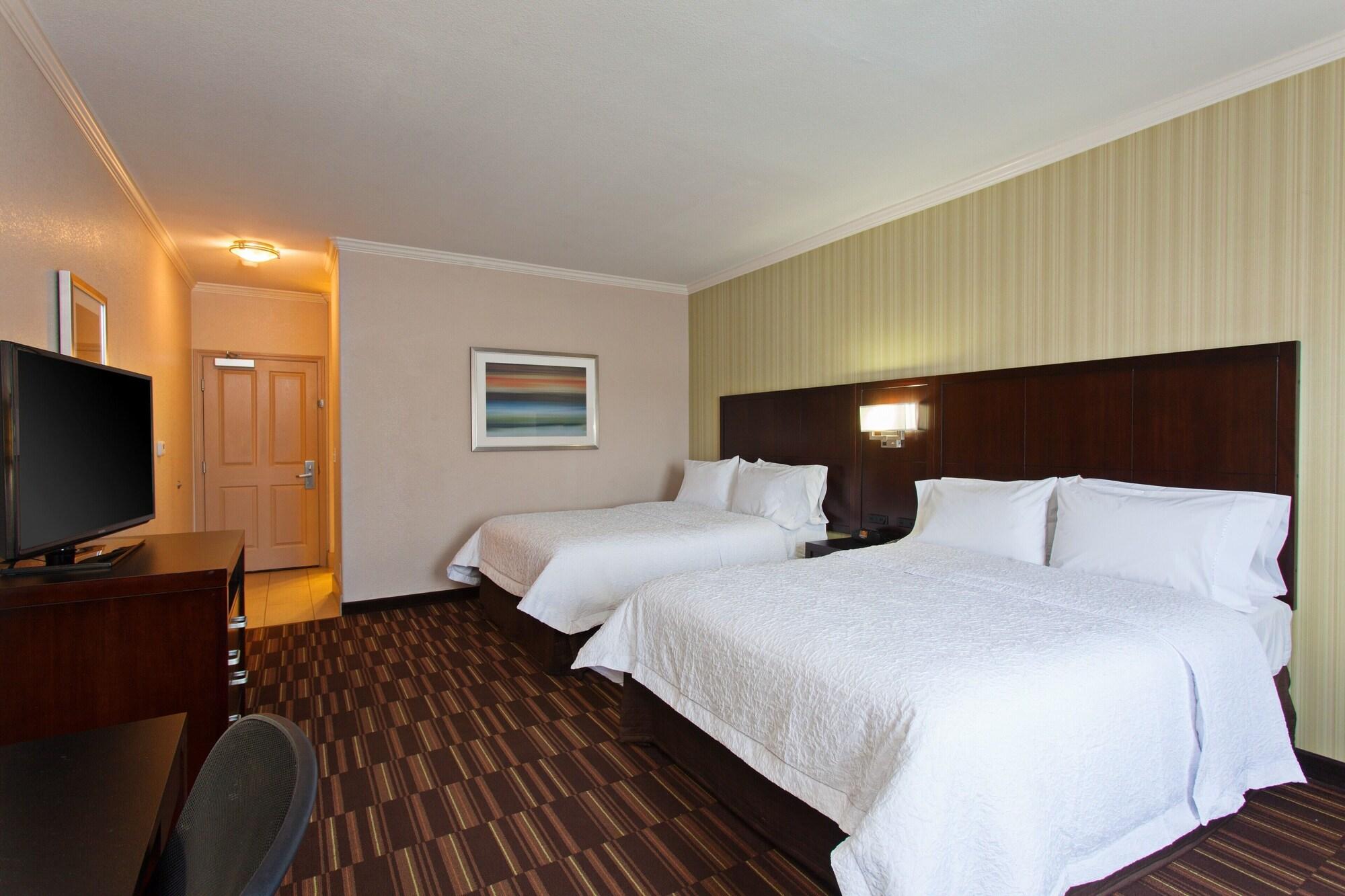 Hampton Inn Морган Хилл Экстерьер фото