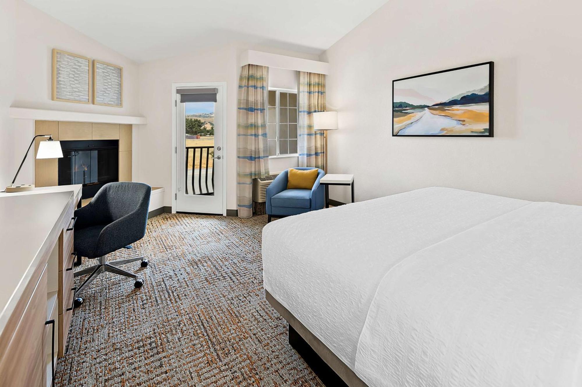 Hampton Inn Морган Хилл Экстерьер фото