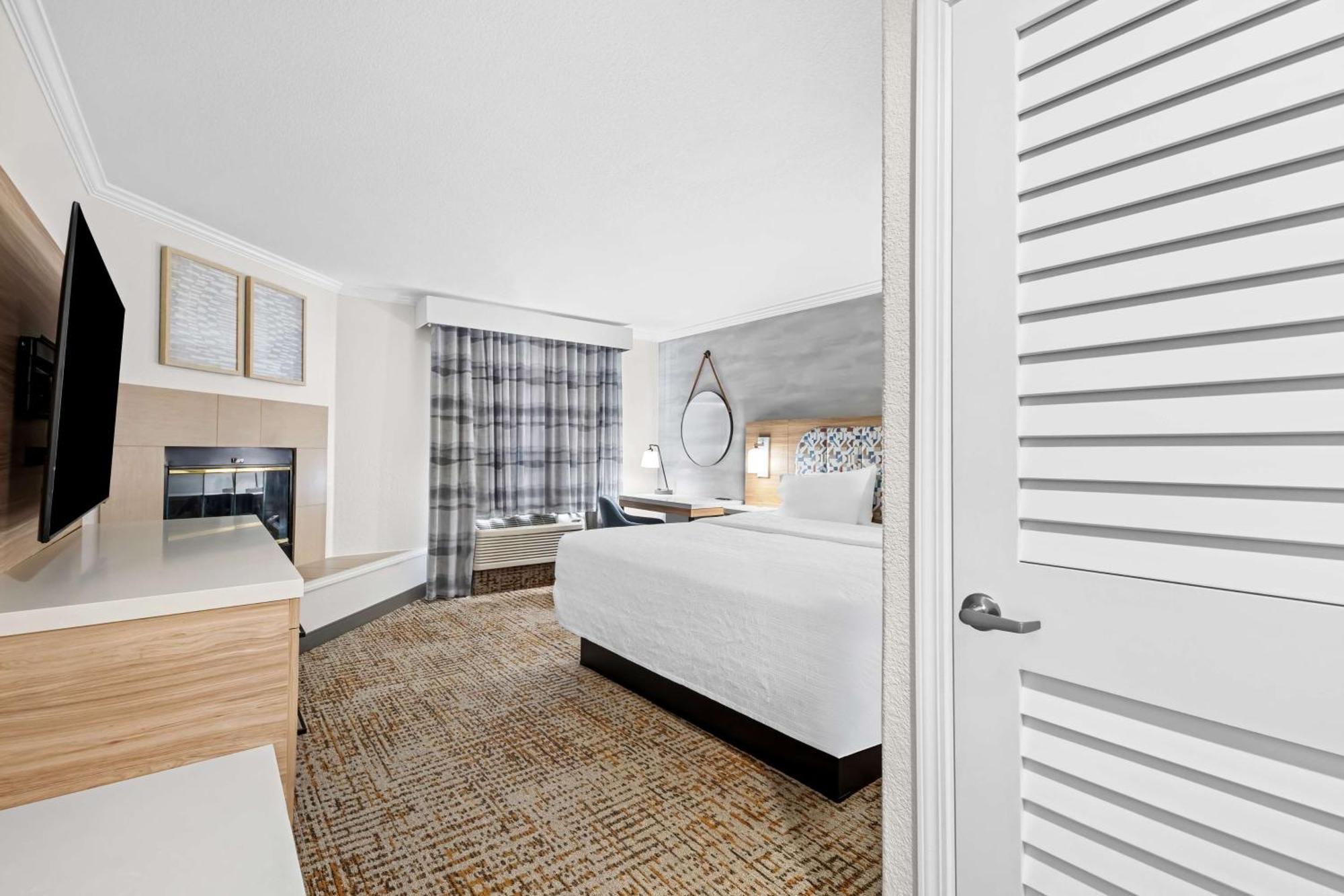Hampton Inn Морган Хилл Экстерьер фото